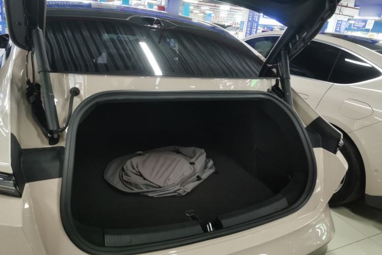 Used Nio ET5 2022 75 kWh Trunk