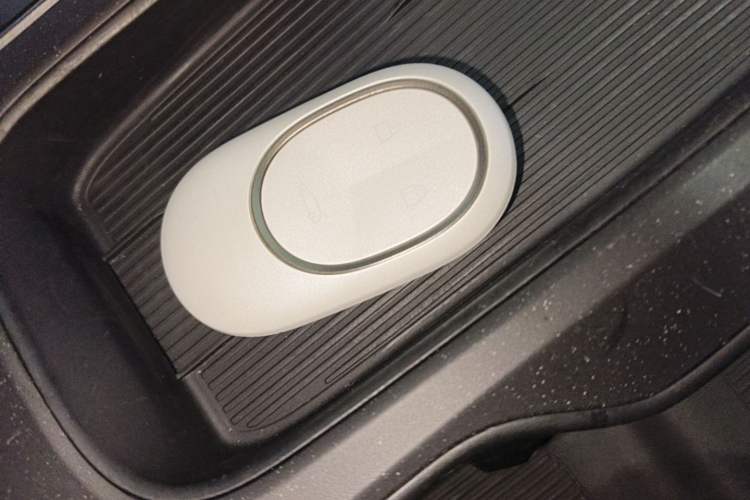 Used Nio ET5 2022 75 kWh Vehicle Key