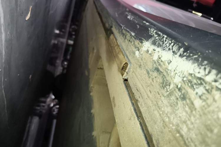 Used Nio ET5 2022 75 kWh Right Side Sill
