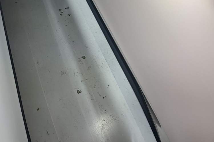 Used Nio ET5 2022 75 kWh Right Side Sill