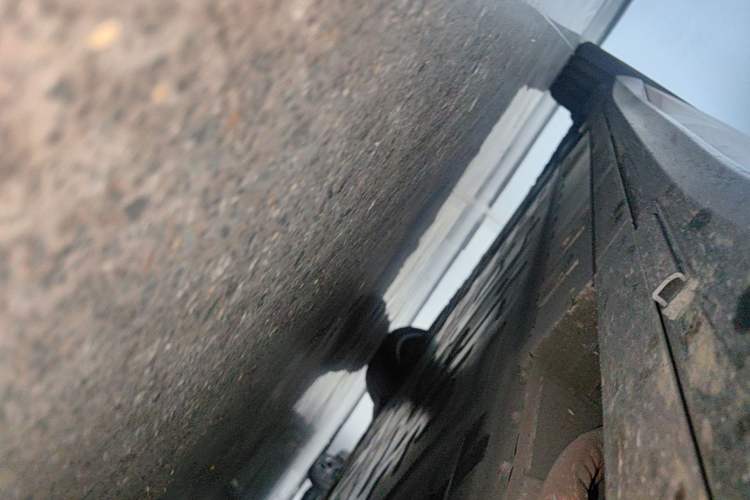 Used Nio ET5 2022 75 kWh Right Side Sill