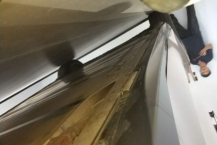 Used Nio ET5 2022 75 kWh Right Side Sill