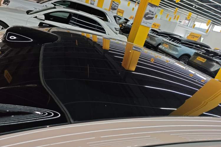 Used Nio ET5 2022 75 kWh Roof
