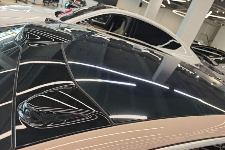 Used Nio ET5 2022 75 kWh Roof