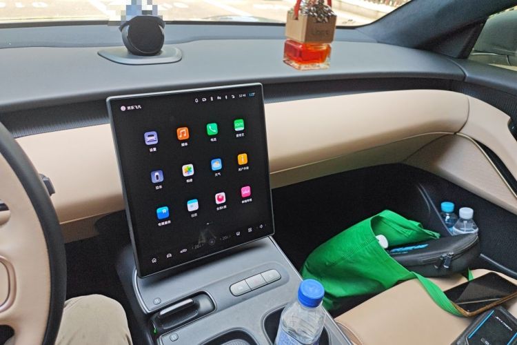 Used Nio ET5 2022 75 kWh Audio And AC Panel