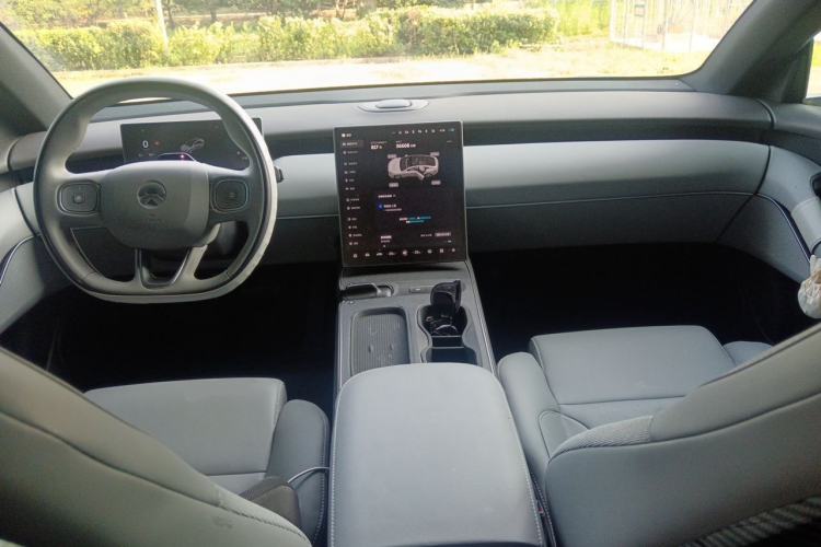 Used Nio ET5 2022 75 kWh Center Console
