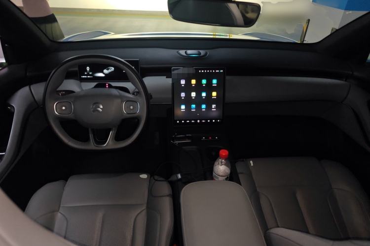 Used Nio ET5 2022 100 kWh Center Console
