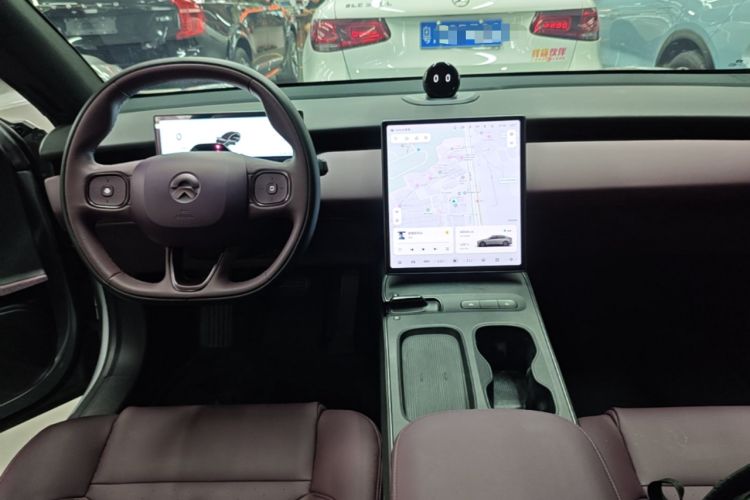 Used Nio ET5 2022 75 kWh Center Console