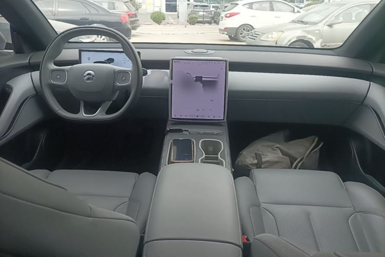 Used Nio ET5 2022 75 kWh Center Console