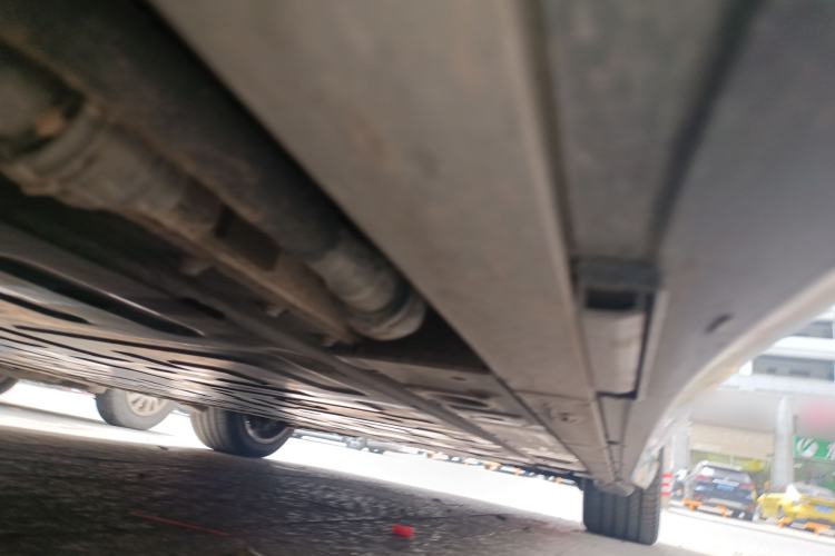 Used Nio ET5 2022 75 kWh Chassis Front Left