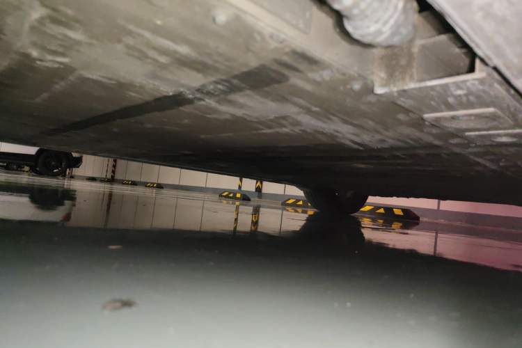 Used Nio ET5 2022 75 kWh Chassis Front Left