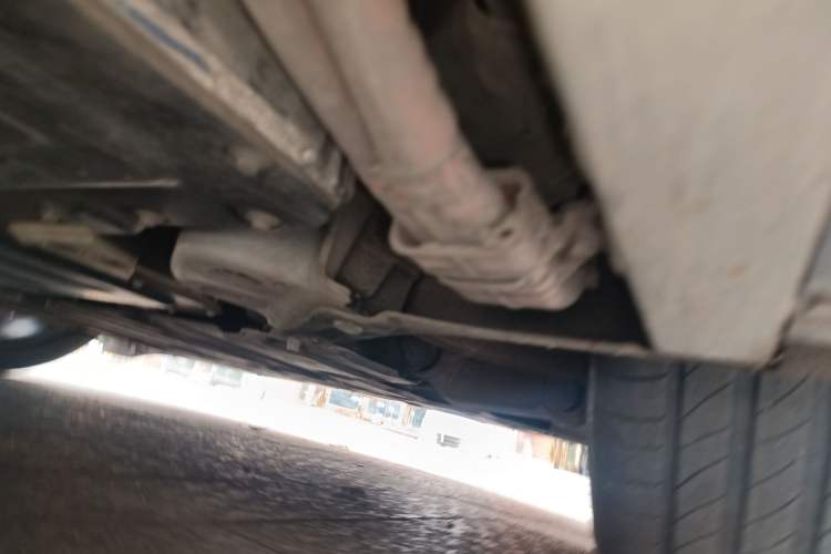 Used Nio ET5 2022 75 kWh Chassis Front Right