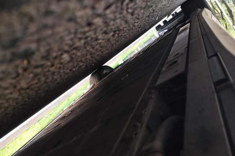Used Nio ET5 2022 75 kWh Chassis Front Right