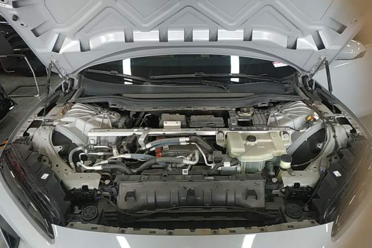 Used Nio ET5 2022 75 kWh Engine Bay