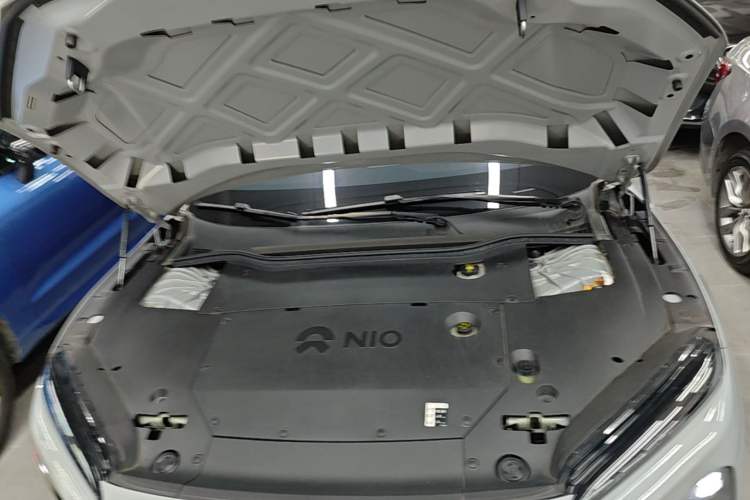 Used Nio ET5 2022 75 kWh Engine Bay