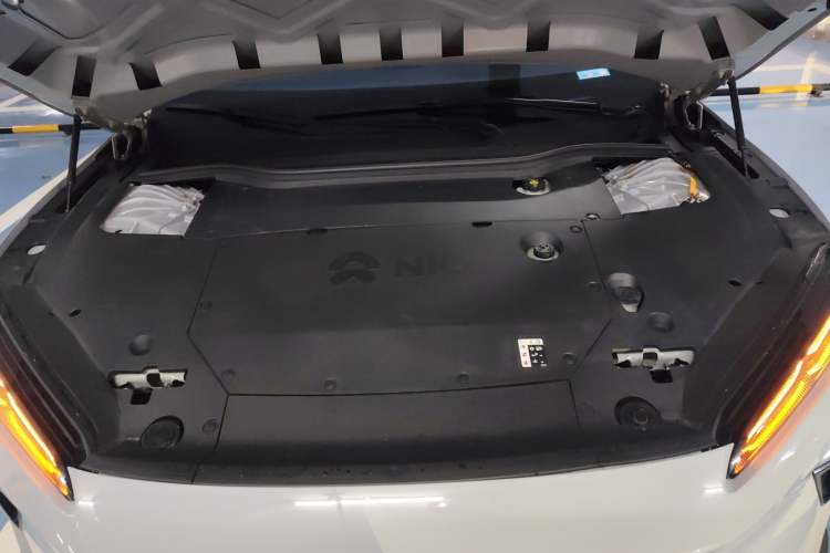 Used Nio ET5 2022 75 kWh Engine Bay