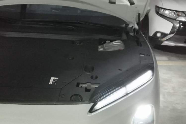 Used Nio ET5 2022 75 kWh Engine Bay Left