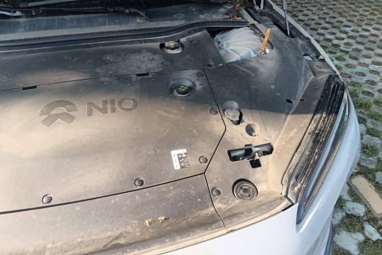Used Nio ET5 2022 75 kWh Engine Bay Left