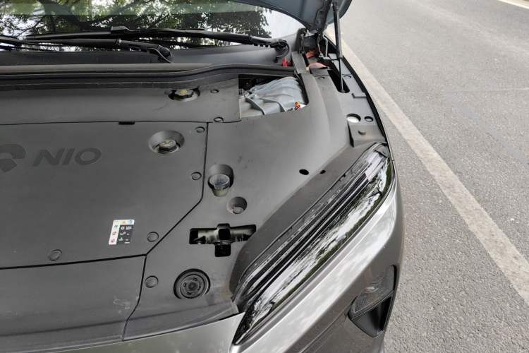Used Nio ET5 2022 75 kWh Engine Bay Left