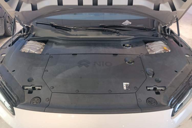 Used Nio ET5 2022 75 kWh Engine Bay
