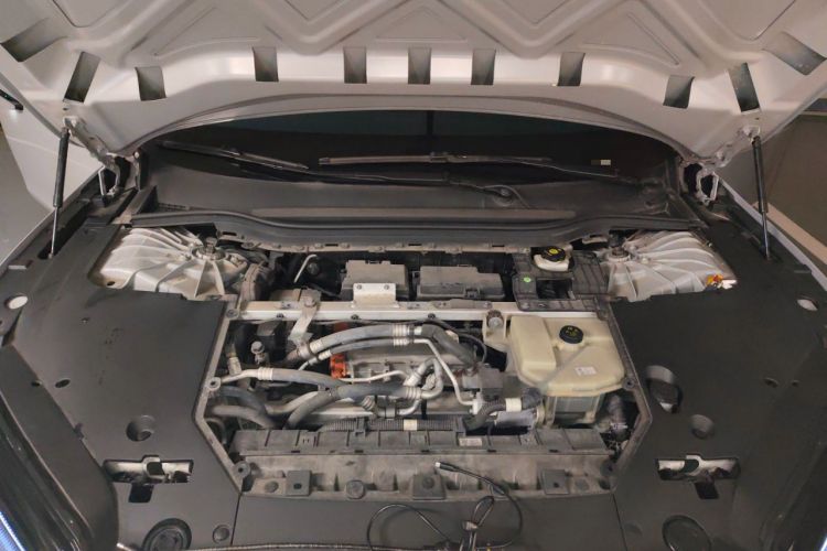 Used Nio ET5 2022 75 kWh Engine Bay