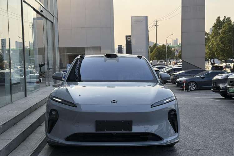 Used Nio ET5 2022 75 kWh Exterior 1