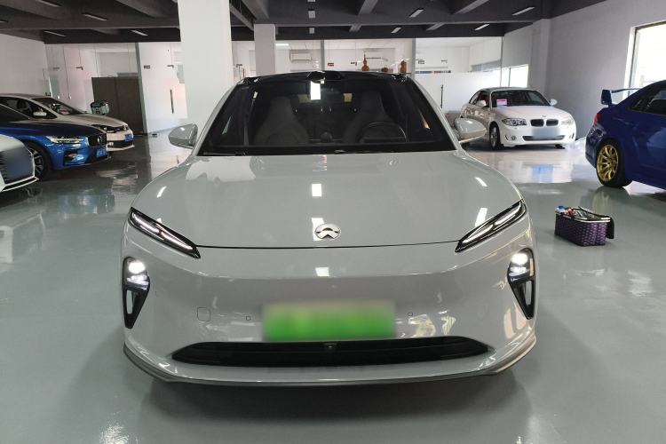 Used Nio ET5 2022 75 kWh Exterior 1