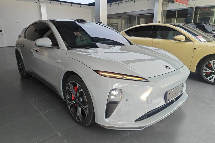 Used Nio ET5 2022 75 kWh Exterior 2