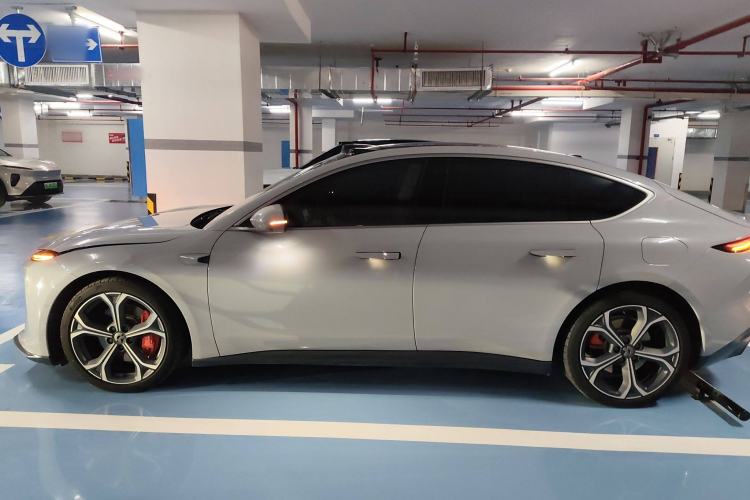 Used Nio ET5 2022 75 kWh Exterior 3