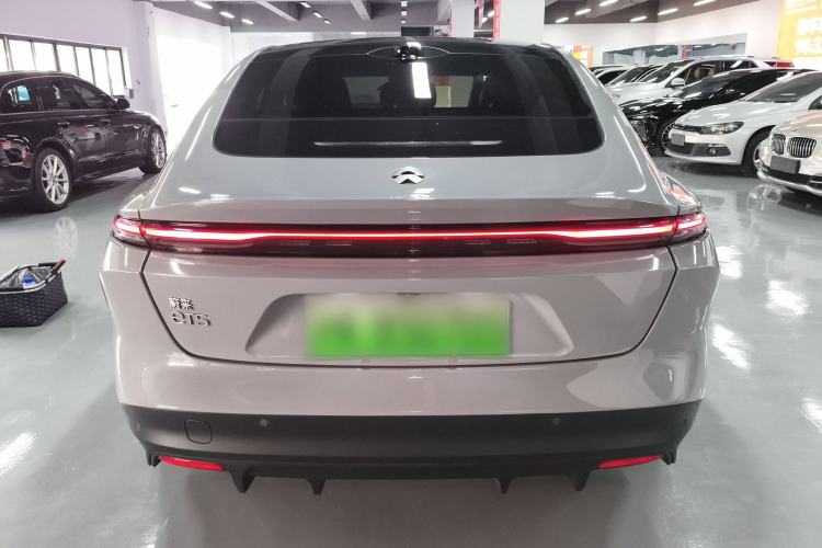 Used Nio ET5 2022 75 kWh Exterior 4