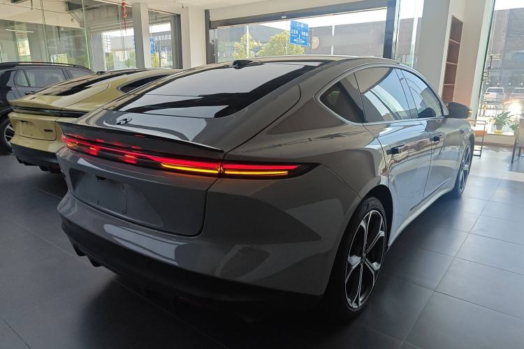 Used Nio ET5 2022 75 kWh Exterior 5
