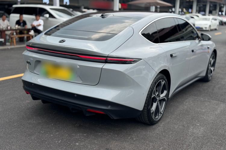 Used Nio ET5 2022 75 kWh Exterior 6