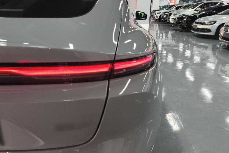 Used Nio ET5 2022 75 kWh Exterior 6
