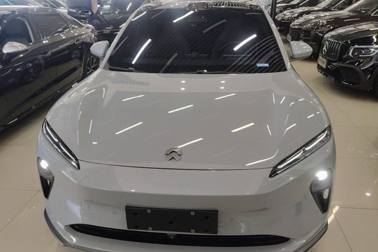 Used Nio ET5 2022 75 kWh Front