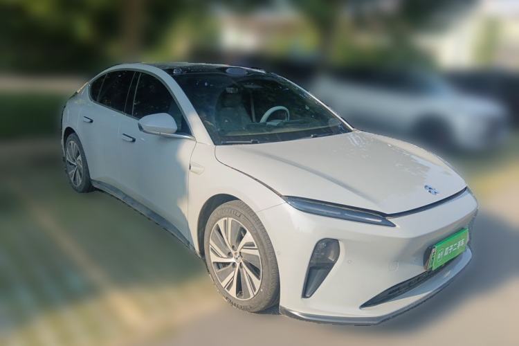 Used Nio ET5 2022 75 kWh Front Right 45 Deg