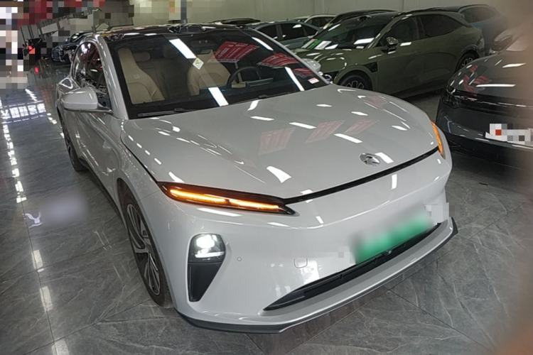 Used Nio ET5 2022 75 kWh Front Right 45 Deg