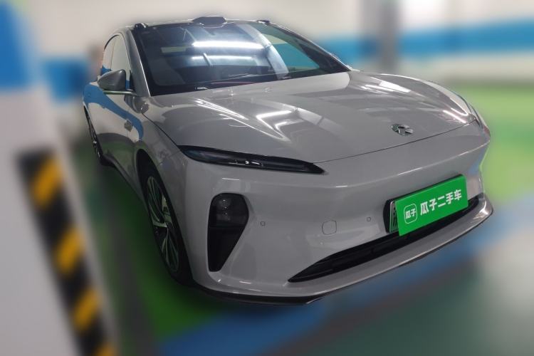 Used Nio ET5 2022 100 kWh Front Right 45 Deg