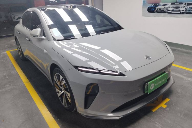 Used Nio ET5 2022 75 kWh Front Right 45 Deg
