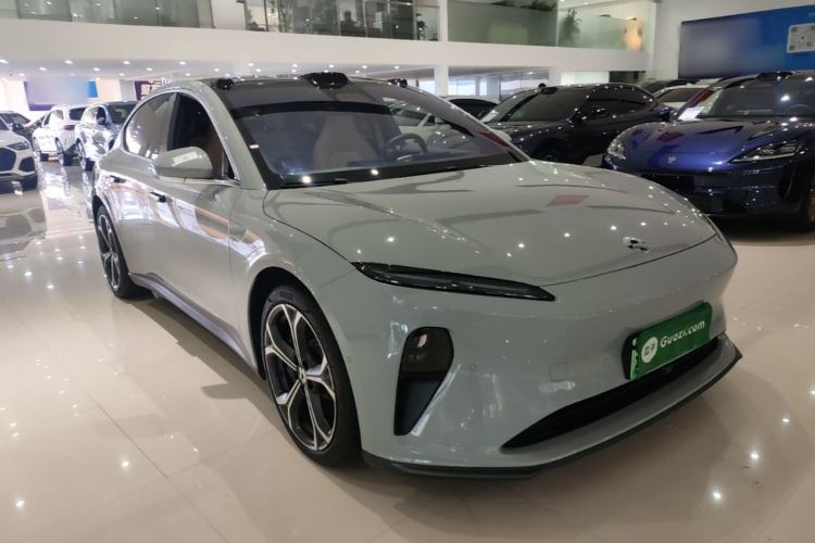 Used Nio ET5 2022 75 kWh Front Right 45 Deg