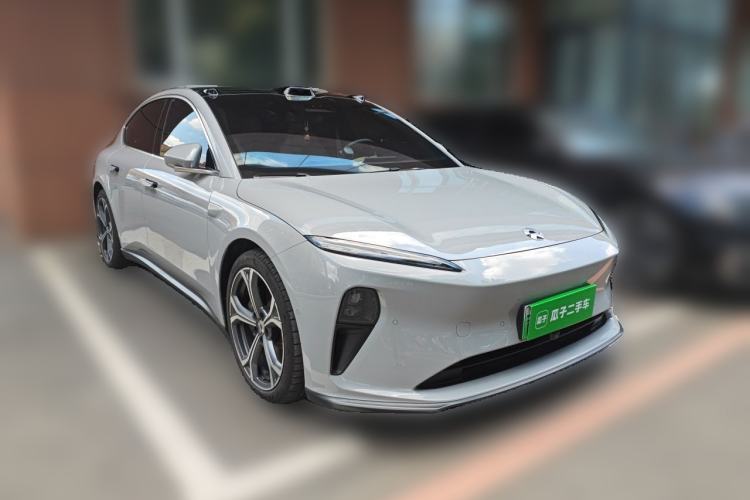 Used Nio ET5 2022 75 kWh Front Right 45 Deg