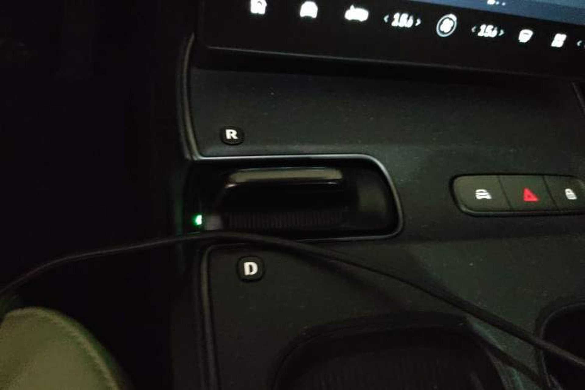 Used Nio ET5 2022 75 kWh Gear Lever