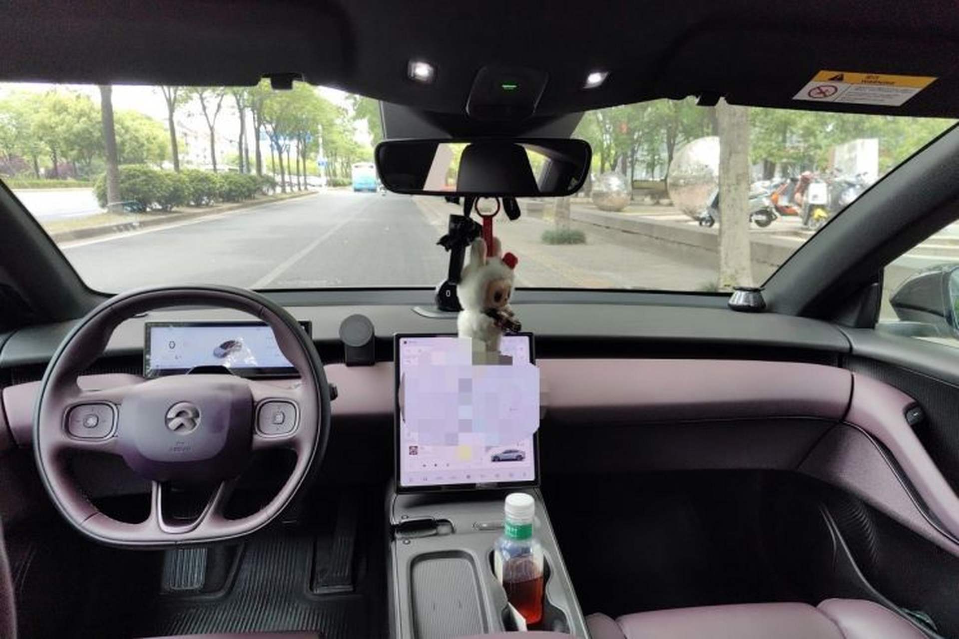 Used Nio ET5 2022 75 kWh Headliner