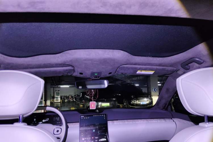 Used Nio ET5 2022 100 kWh Headliner