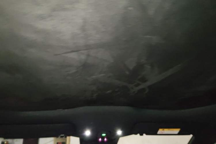 Used Nio ET5 2022 75 kWh Headliner