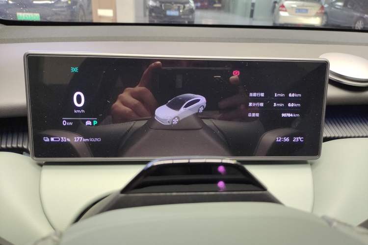 Used Nio ET5 2022 75 kWh Instrument Cluster