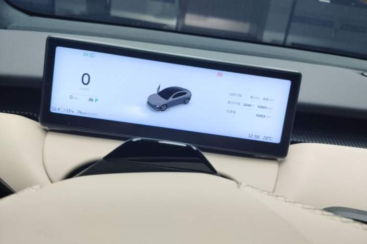 Used Nio ET5 2022 75 kWh Instrument Cluster