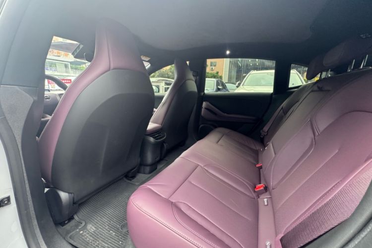 Used Nio ET5 2022 75 kWh Interior 3
