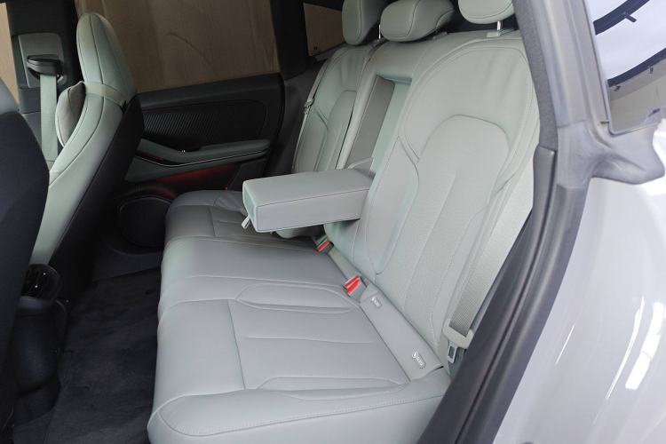 Used Nio ET5 2022 75 kWh Interior 4