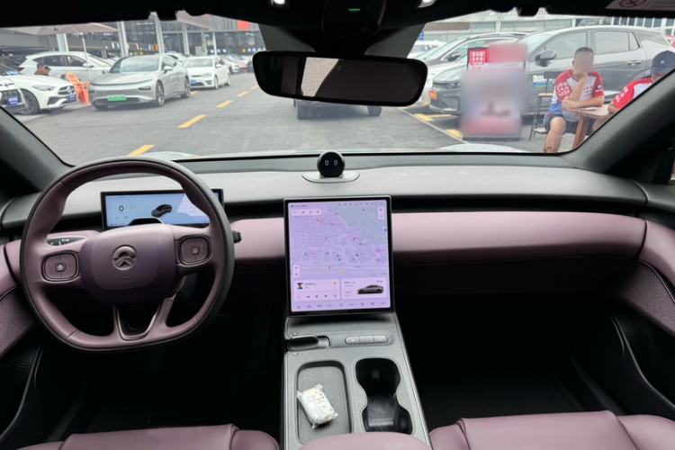 Used Nio ET5 2022 75 kWh Interior 6