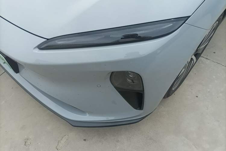 Used Nio ET5 2022 75 kWh Left Front Headlight